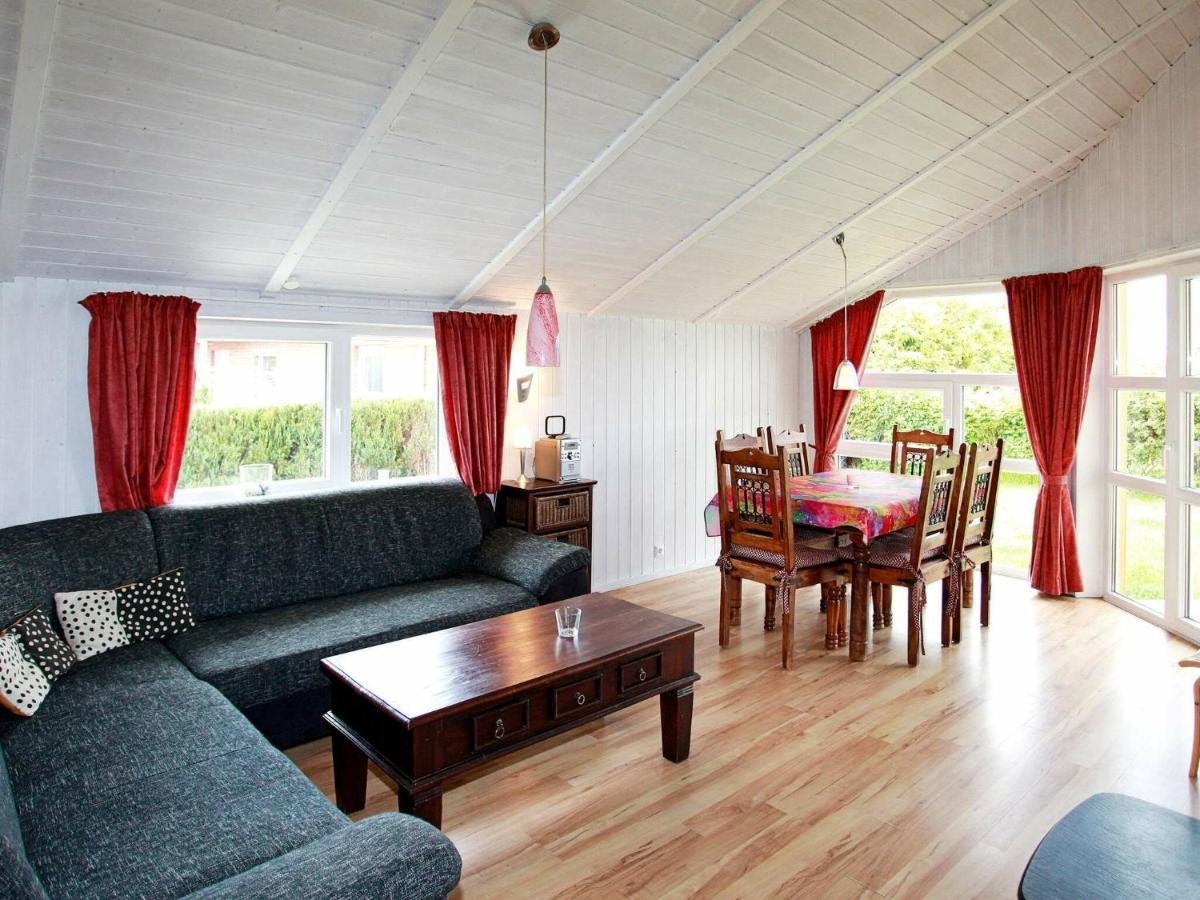 6 Person Holiday Home In Gelting Bilik gambar