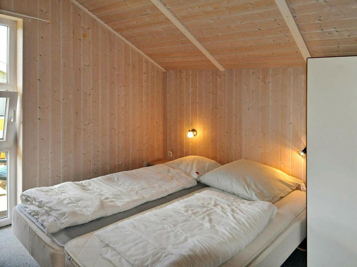 6 Person Holiday Home In Gelting Bilik gambar